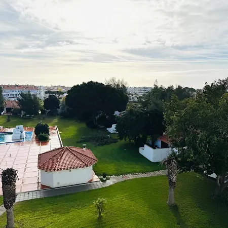 Nova Αλμπουφέιρα